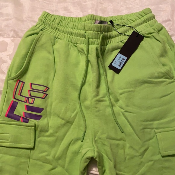 LF the brand sweatsuit w. Matching slides - Picture 2 of 7